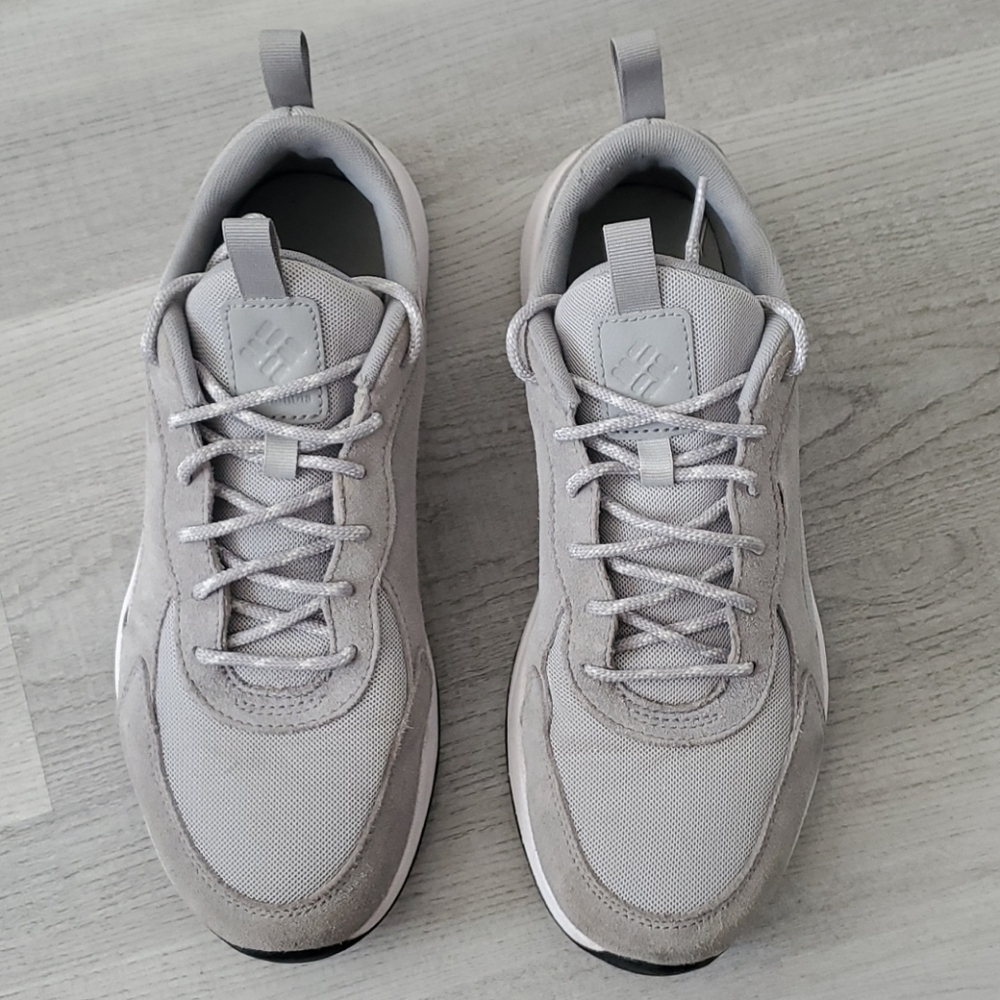Columbia Pivot Hiking Sneaker Men sz.10, grey